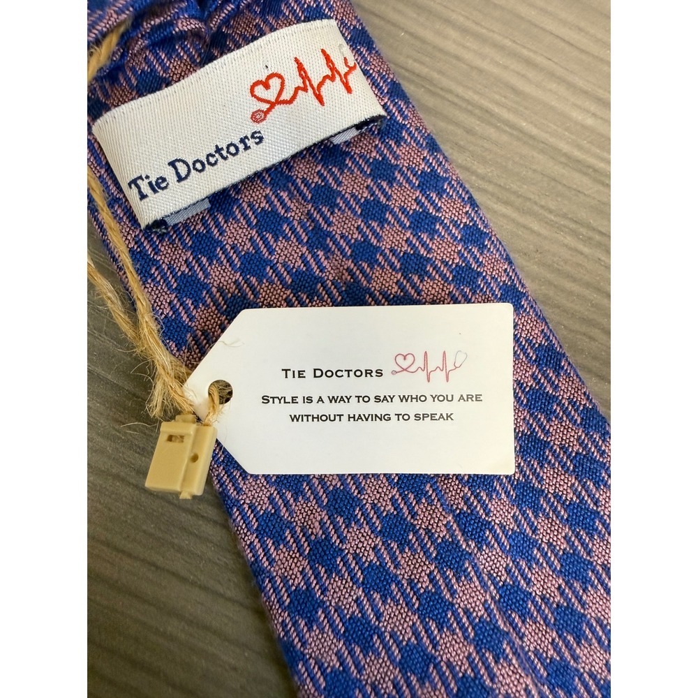 Tie Doctors Mens Blue Pink Houndstooth 100% Cotton Woven Necktie NWT - Picture 5 of 6